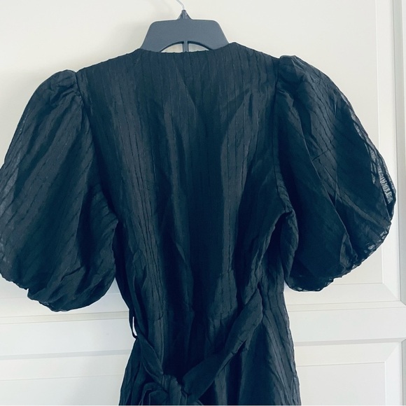 New! Minkpink Lylah puff sleeve Wrap Mini Dress black nwt 30312 - Picture 6 of 13